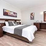 Livadhiotis 2* Larnaca