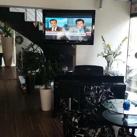 Hotel Livadhiotis Larnaca
