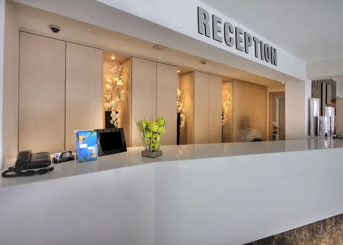 Livadhiotis Hotell Larnaca