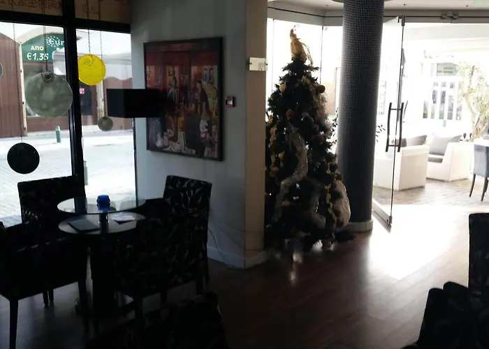 Livadhiotis 2* Lárnaka