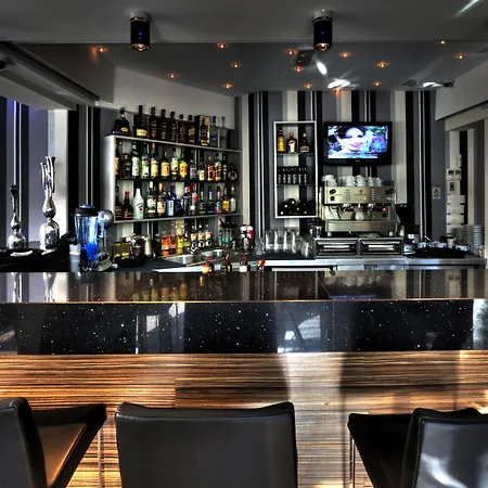 Livadhiotis Hotel Lárnaca