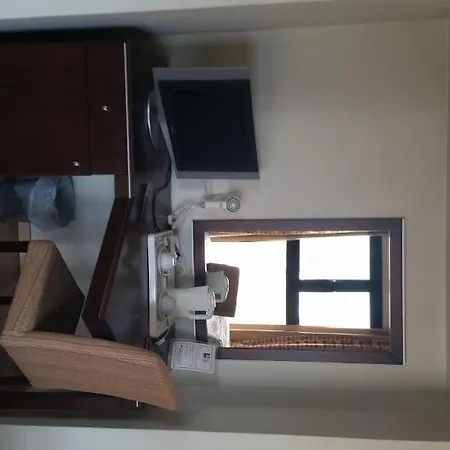 Livadhiotis Hotel