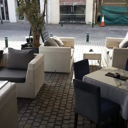 Hotel Livadhiotis