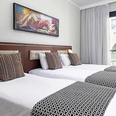 Livadhiotis Hotel