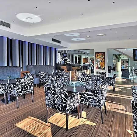 Livadhiotis Hotel 3*