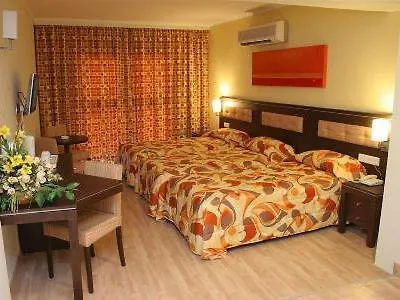 Livadhiotis Hotel