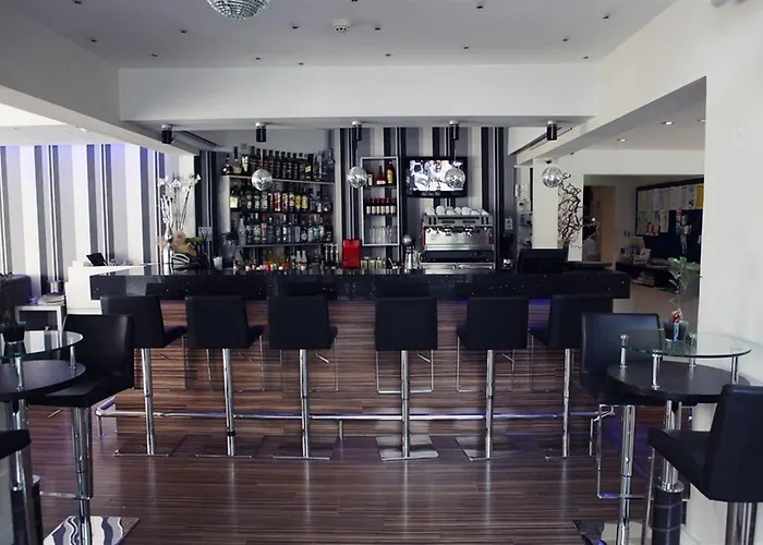 Hotel Livadhiotis Larnaca