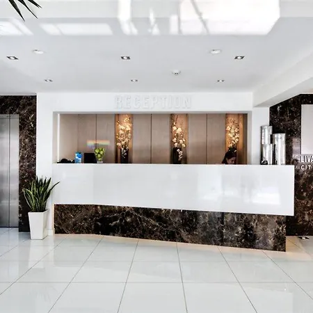 ホテル リバディオティス シティ ラルナカ