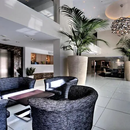 リバディオティス シティ ホテル ラルナカ