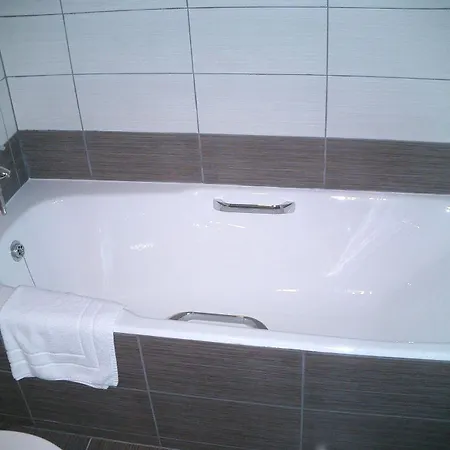 リバディオティス シティ 2*