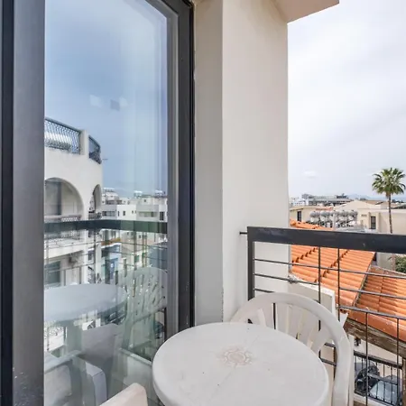 リバディオティス シティ ホテル ラルナカ