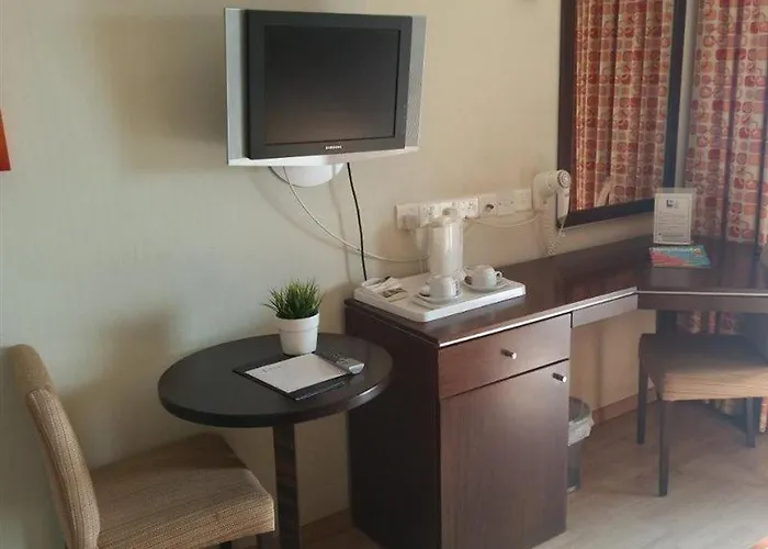 Livadhiotis Hotel Lárnaca